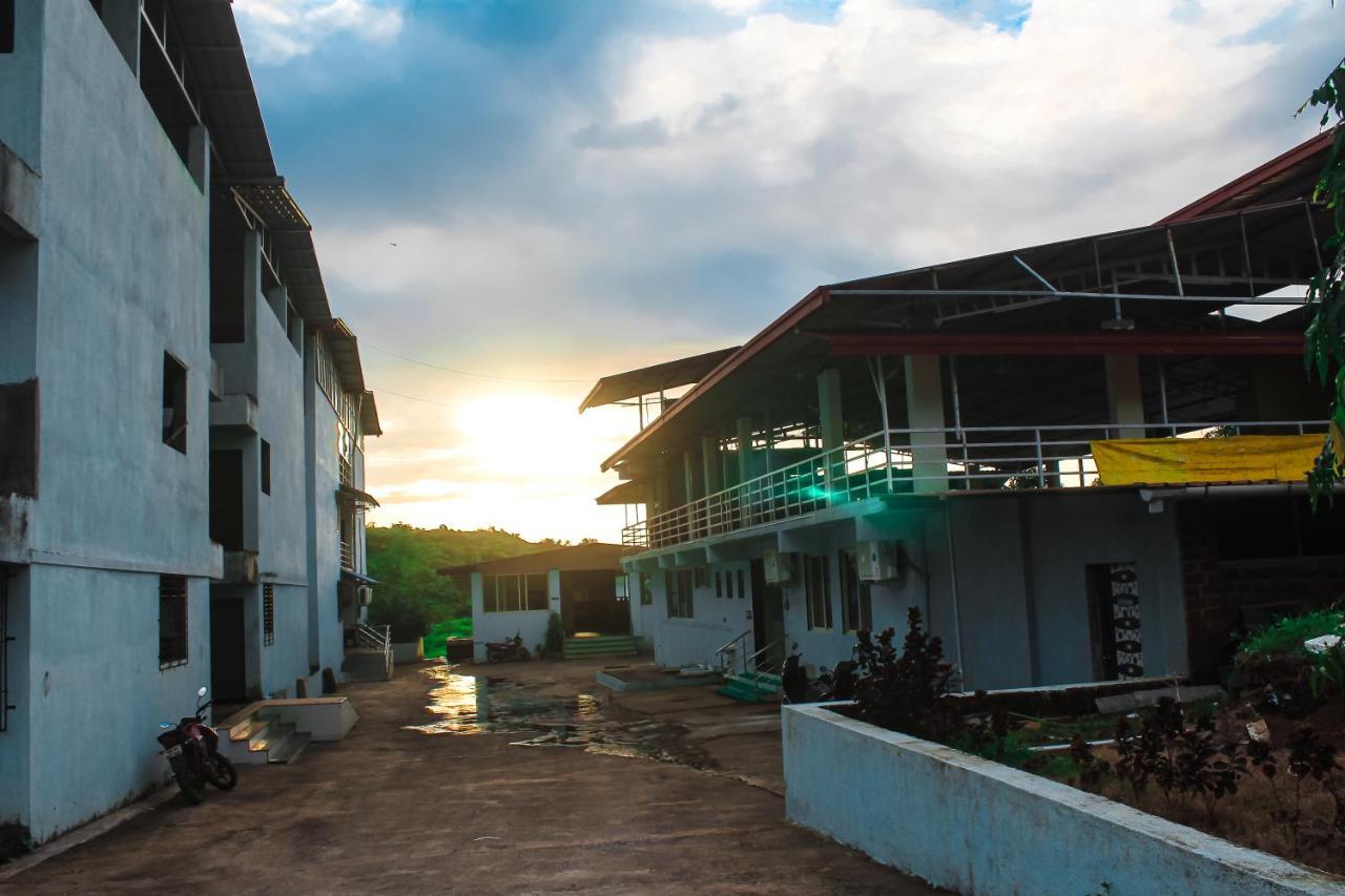 Sp Resort Panvel Chauk Exterior photo